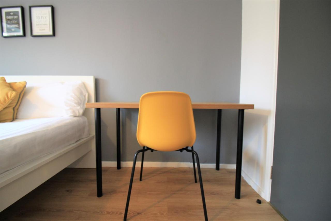 Hamilton House -3 Bed Close To Town, Drive Parking, 2 Toilets นิวคาสเซิล อะพอน ไทน์ ภายนอก รูปภาพ